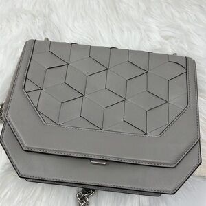 Weldon hexagon Weave Crossbody Silver Chain Link Bag Stone
